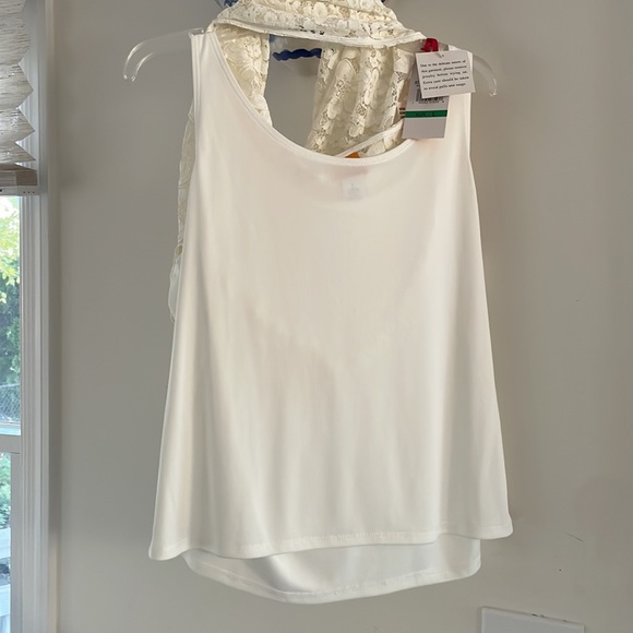 Ruby Red Lace Top - Picture 5 of 5